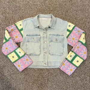 Pink Lily Light Blue Cropped Denim Jacket Crocheted Sleeves Size Medium